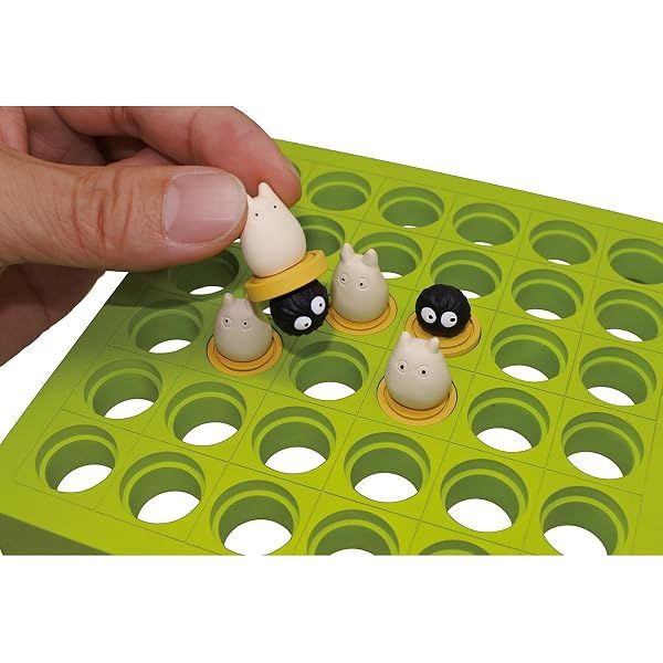 Ensky My Neighbor Totoro - Totoro and Kurosuke Reversi (Othello) Board Game — view 4